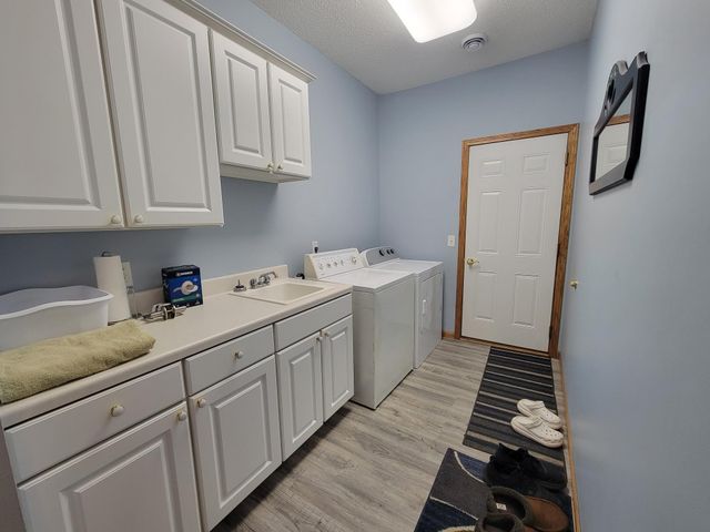 713 Danielson Court, Maple Lake, MN 55358