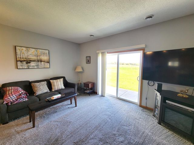 713 Danielson Court, Maple Lake, MN 55358