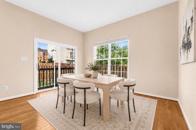 2475 WHEAT MEADOW CIR, Herndon, VA 20171