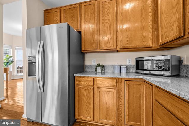 2475 WHEAT MEADOW CIR, Herndon, VA 20171