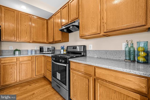2475 WHEAT MEADOW CIR, Herndon, VA 20171