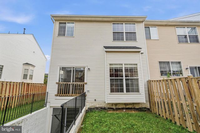 2475 WHEAT MEADOW CIR, Herndon, VA 20171