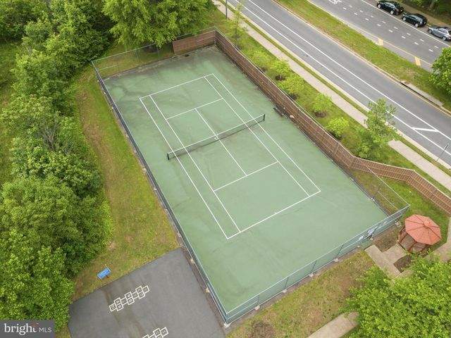 2475 WHEAT MEADOW CIR, Herndon, VA 20171