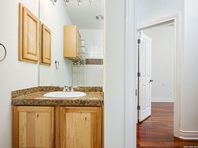 5 Burnham Glen, San Antonio, TX 78257