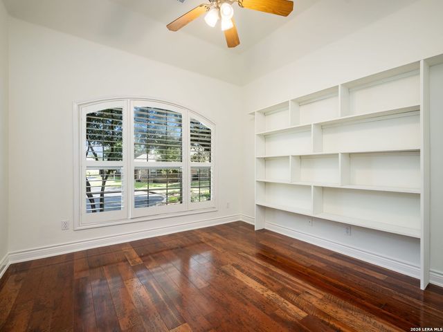 5 Burnham Glen, San Antonio, TX 78257