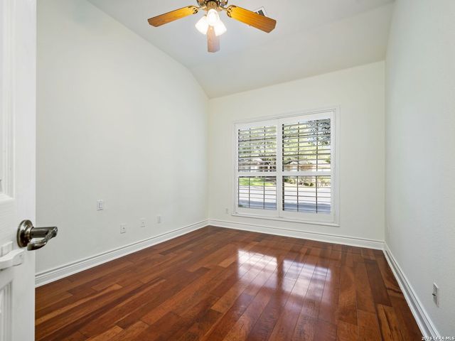 5 Burnham Glen, San Antonio, TX 78257