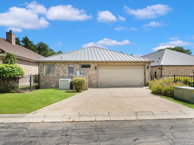 5 Burnham Glen, San Antonio, TX 78257