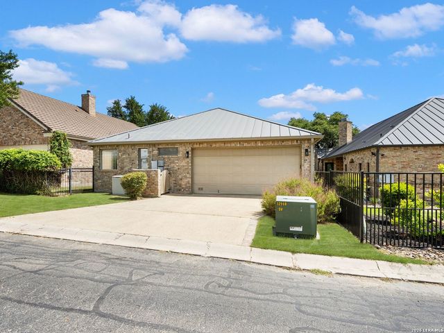5 Burnham Glen, San Antonio, TX 78257