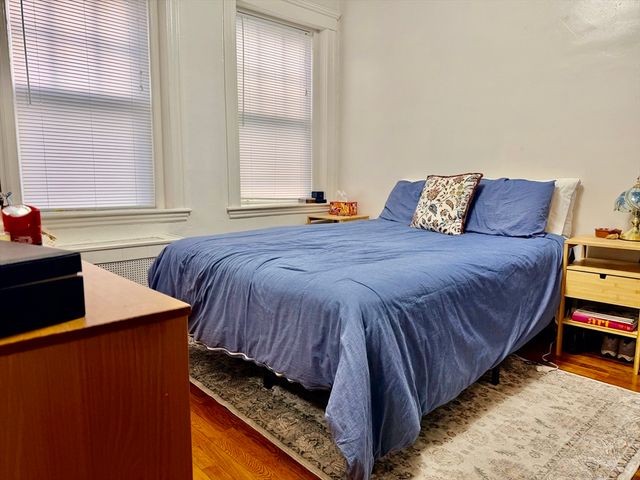 2003 Commonwealth Ave 18, Boston, MA 02135