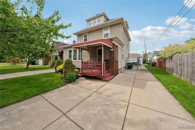 350 Euclid Avenue, Tonawanda, NY 14217