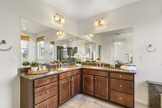 12011 Quail Falls Way, Rancho Cordova, CA 95742