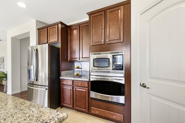 12011 Quail Falls Way, Rancho Cordova, CA 95742