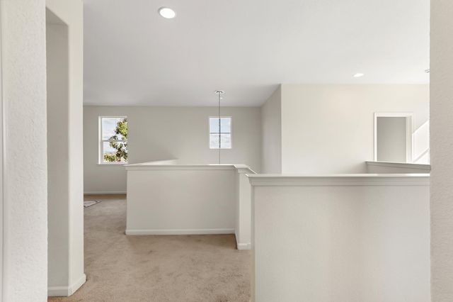 12011 Quail Falls Way, Rancho Cordova, CA 95742