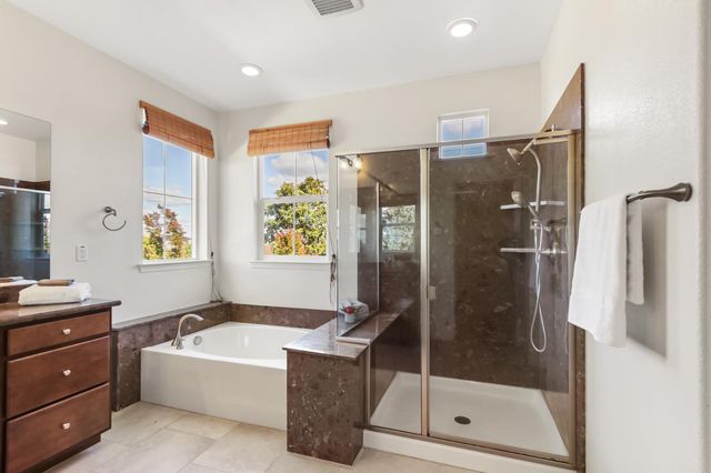 12011 Quail Falls Way, Rancho Cordova, CA 95742