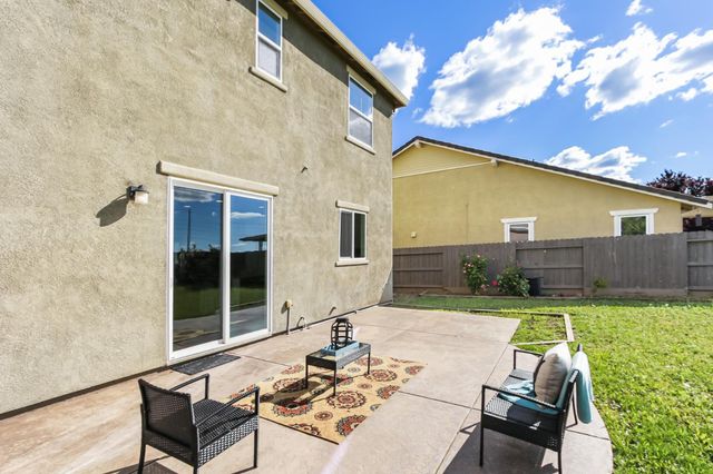 12011 Quail Falls Way, Rancho Cordova, CA 95742