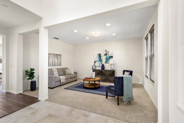 12011 Quail Falls Way, Rancho Cordova, CA 95742