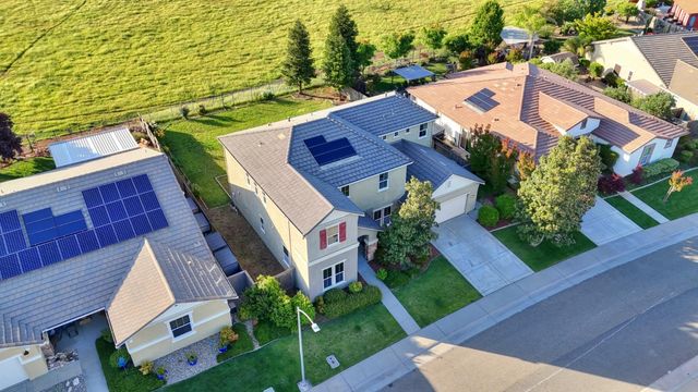 12011 Quail Falls Way, Rancho Cordova, CA 95742