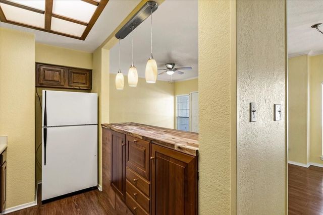 921 Marine Drive 223, Galveston, TX 77550