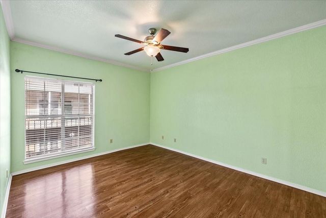 921 Marine Drive 223, Galveston, TX 77550