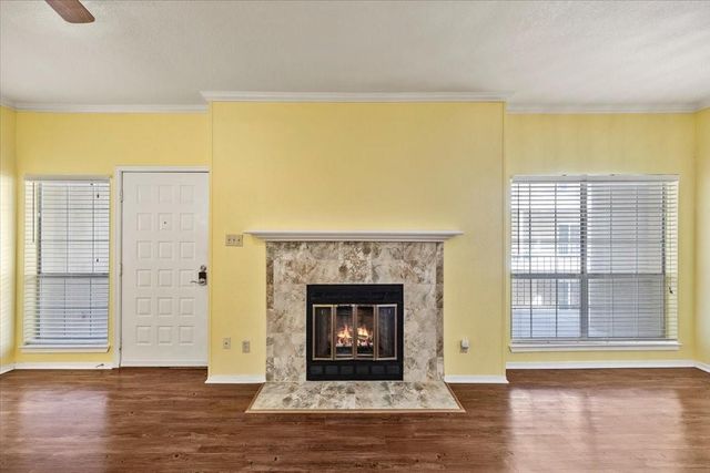 921 Marine Drive 223, Galveston, TX 77550