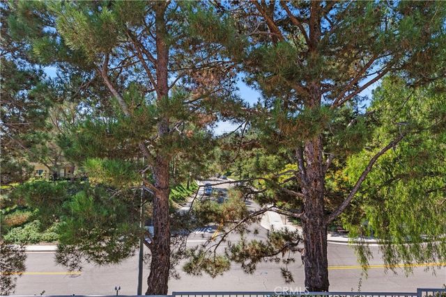 6 Cherokee Street, Trabuco Canyon, CA 92679