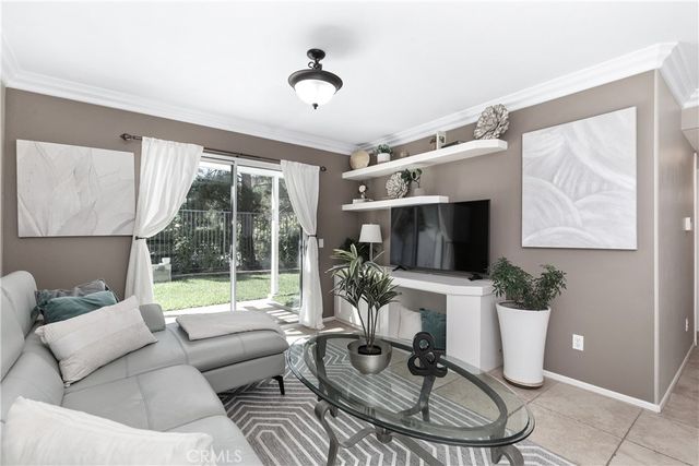 6 Cherokee Street, Trabuco Canyon, CA 92679