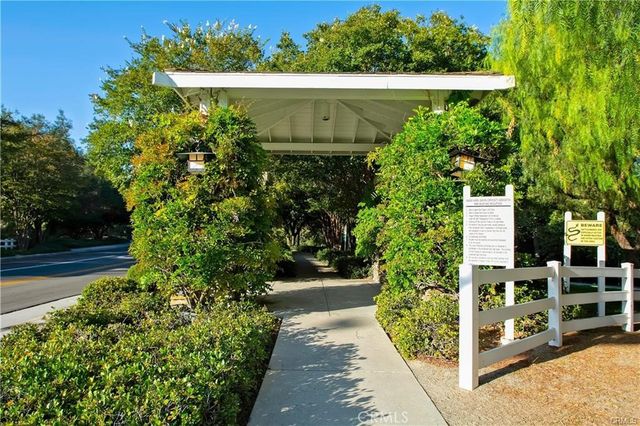 6 Cherokee Street, Trabuco Canyon, CA 92679