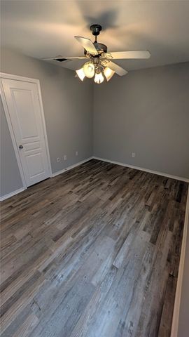 623 Antonio Lane, Waxahachie, TX 75165