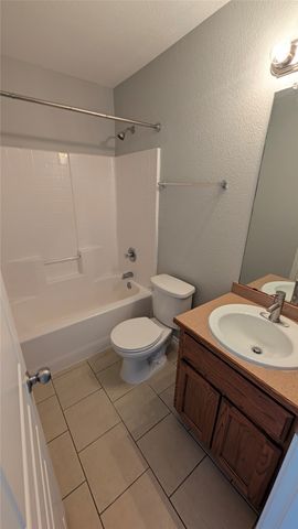 623 Antonio Lane, Waxahachie, TX 75165