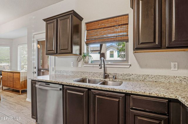 11340 Bar Ranch Court, El Paso, TX 79934