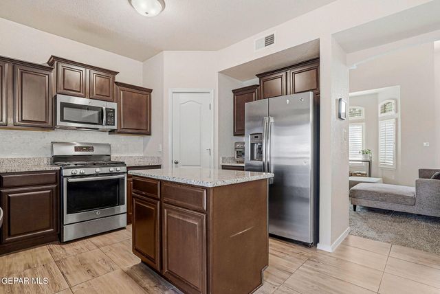 11340 Bar Ranch Court, El Paso, TX 79934