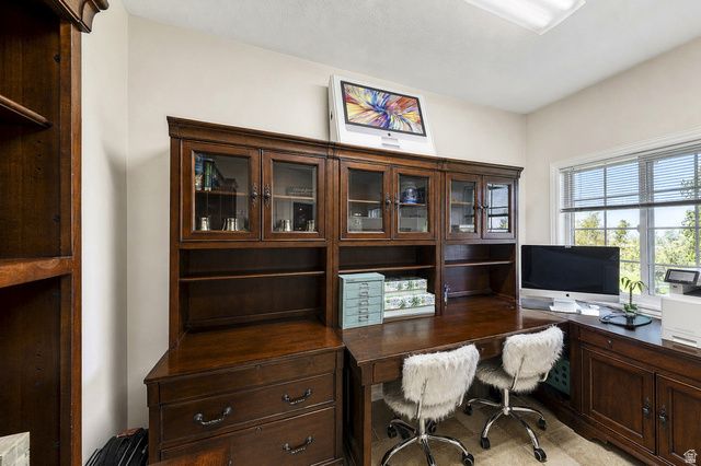 31 N EAGLEWOOD DR, North Salt Lake, UT 84054