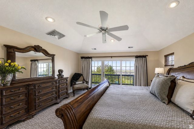 31 N EAGLEWOOD DR, North Salt Lake, UT 84054