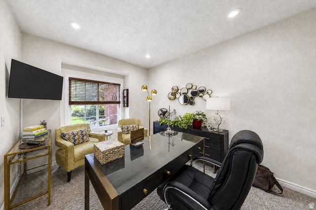 31 N EAGLEWOOD DR, North Salt Lake, UT 84054