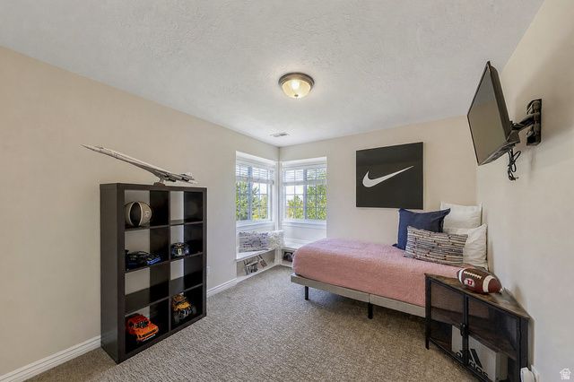 31 N EAGLEWOOD DR, North Salt Lake, UT 84054