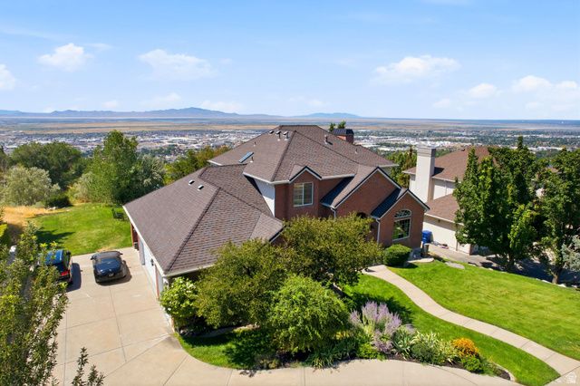 31 N EAGLEWOOD DR, North Salt Lake, UT 84054