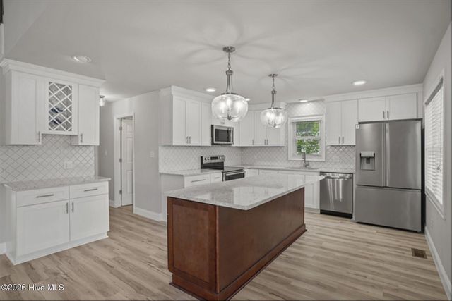105 SW 11th Street, Oak Island, NC 28465