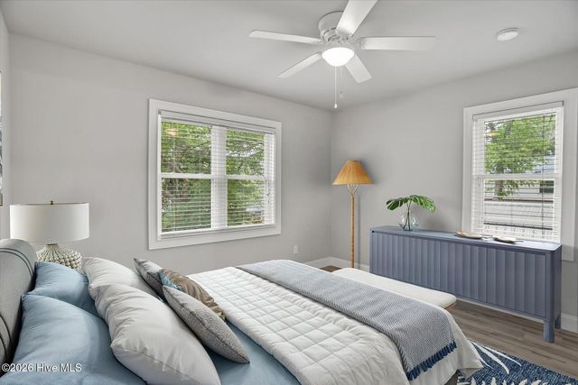 105 SW 11th Street, Oak Island, NC 28465