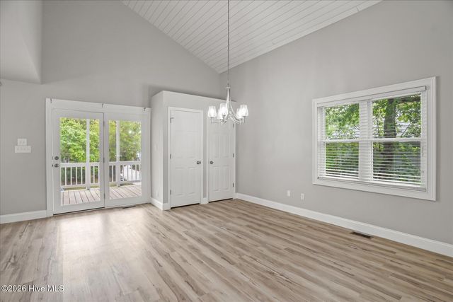 105 SW 11th Street, Oak Island, NC 28465