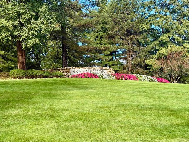 12 Mountain Laurels Dr Apt 308, Nashua, NH 03062