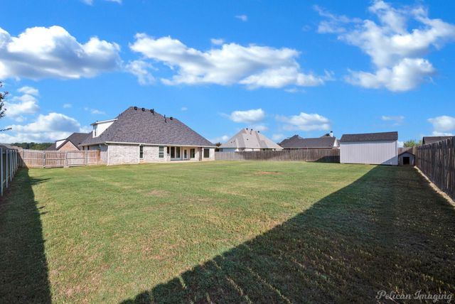 210 Lori Drive, Stonewall, LA 71078