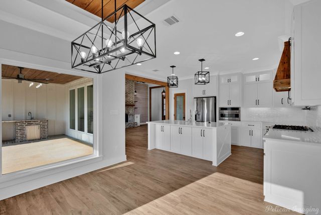 210 Lori Drive, Stonewall, LA 71078