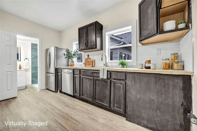 2160 Fulton Road, Cleveland, OH 44113