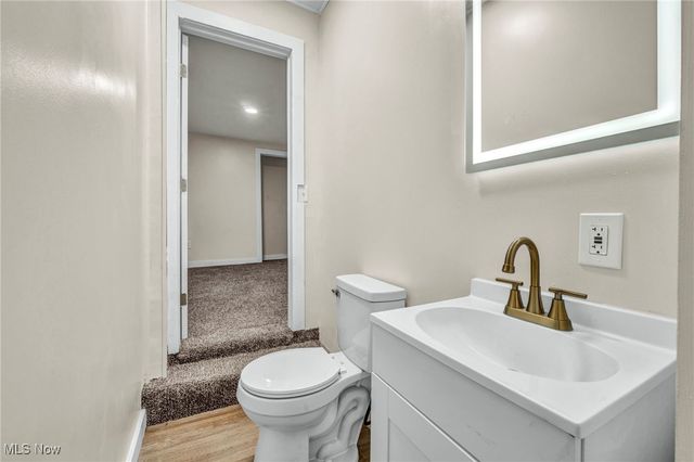 2160 Fulton Road, Cleveland, OH 44113