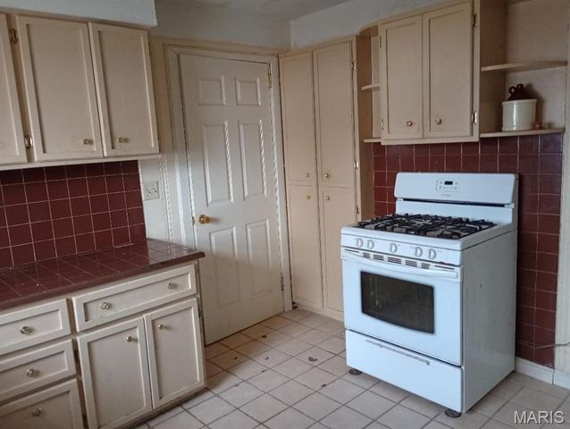 117 Bonita Street, Wood River, IL 62095