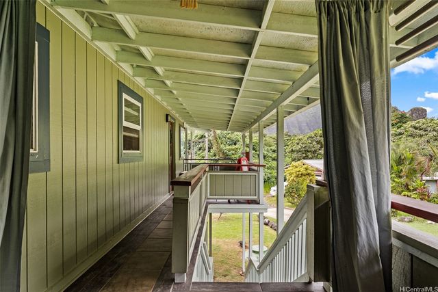 51-17 Kaaawa Place, Kaaawa, HI 96730