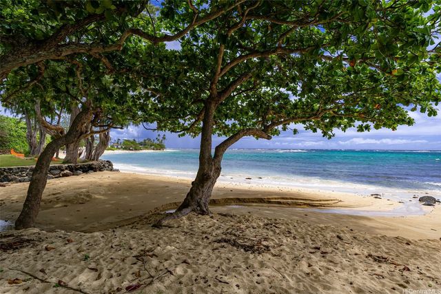 51-17 Kaaawa Place, Kaaawa, HI 96730