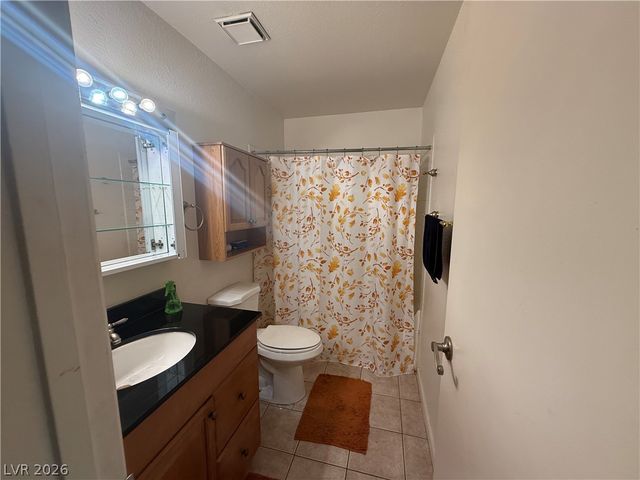 460 Elm Drive 201, Las Vegas, NV 89169
