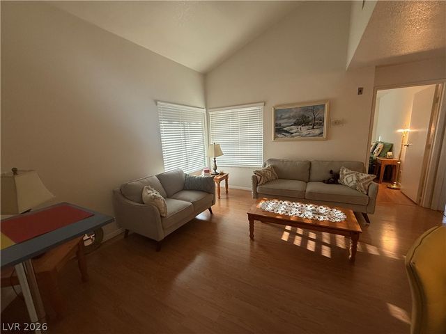460 Elm Drive 201, Las Vegas, NV 89169