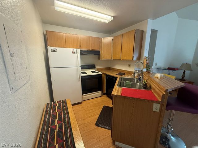 460 Elm Drive 201, Las Vegas, NV 89169